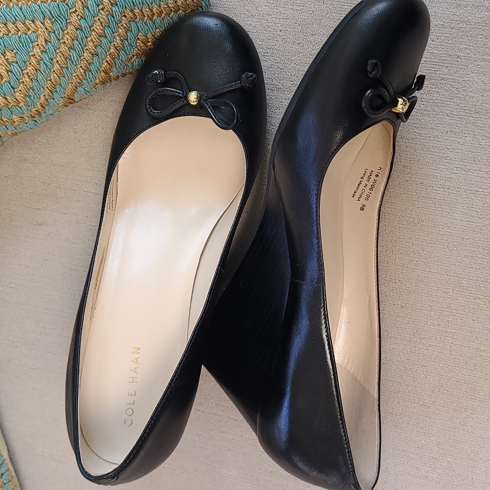 Cole Haan bowtie Wedge